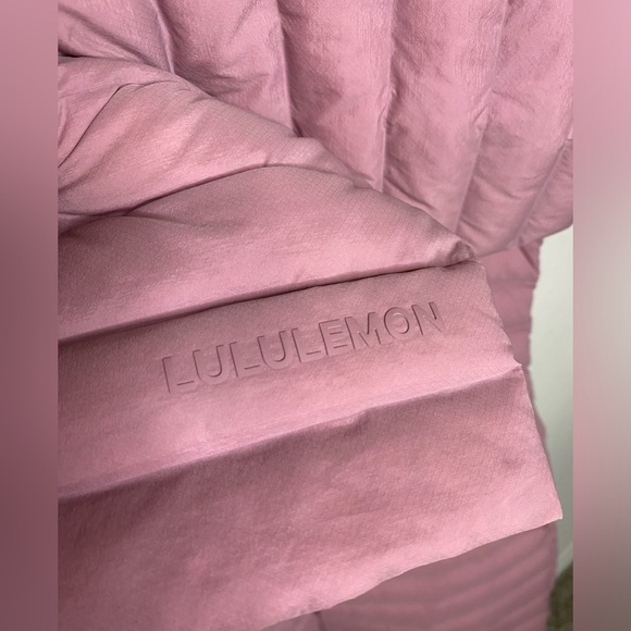 Lululemon Pack It Down Jacket | Pink | Size: 8 - Picture 6 of 6
